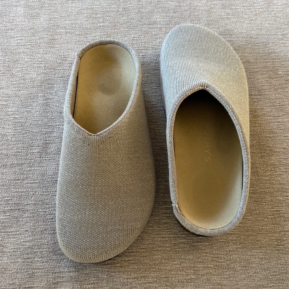 Rothy's Women's “The Casual Clog” in Dove - NWOT